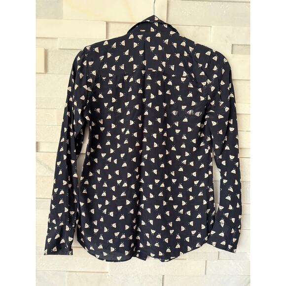 J CREW 100% Silk French Hen Button Front Long Sleeve Shirttail Hem Top XS Navy - Picture 3 of 7